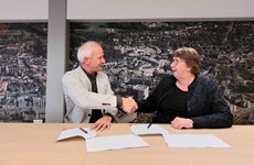 Afbeelding 2 van Renovatieproject Gerard Doustraat officieel van start!